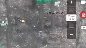 🔴Свин, пытавшийся убить наших, решил сдаться в плен после того, как у него закончились боеприпасы🔴