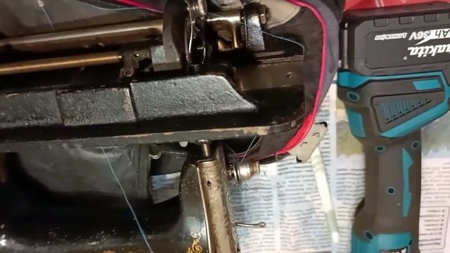 Видеомагнитофон,швейные машинки, автостёкла с мусорки смотреть онлайн