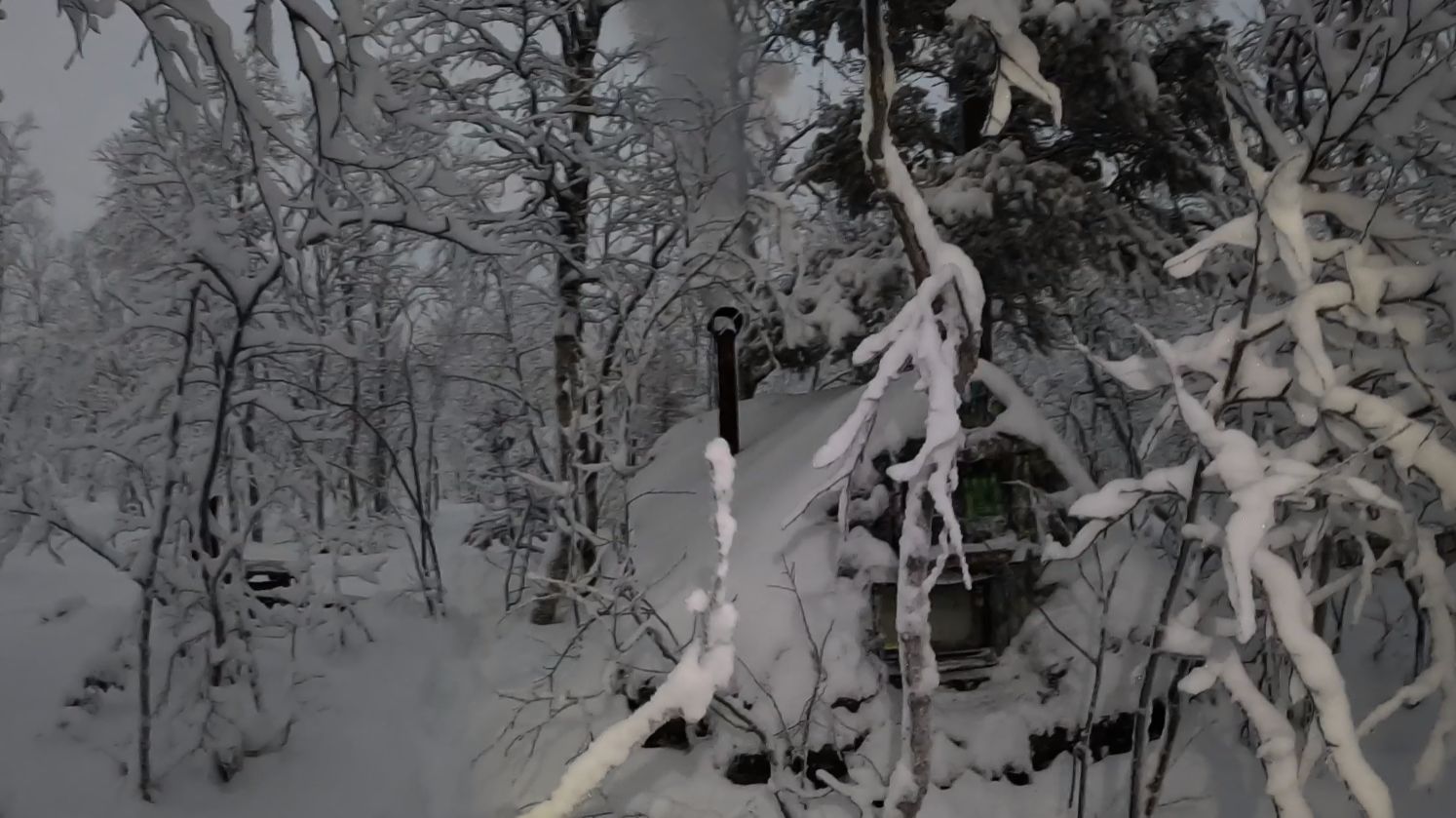 ИЗБА ОПЯТЬ ЗОВЕТ В ПОХОД! РЫБАЛКА НА ОКУНЯ,МОЯ ИЗБУШКА В ТУНДРЕ,НОЧЬ В ЛЕСУ И МОРОЗ ДО МИНУС 18.