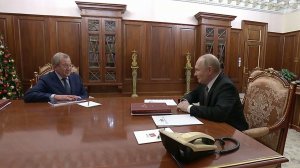 Владимир Путин сегодня встретился с руководителем РАН Геннадием Красниковым.
