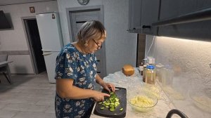 В городе по деревенски, уже хватит, машина дома.