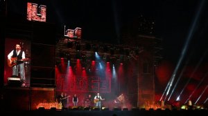 Бэк-вокалист группы «Любэ» покоряет молодежь и набирает популярность в сети