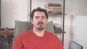 9.12.25 В Чебоксарах ранены 14 человек после атаки БПЛА