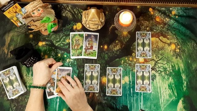 Таро: Вы расстались. Что он думает. Появился у него кто-нибудь?