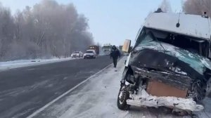 Один человек погиб и 13 пострадали в ДТП с автобусом в Красноярском крае