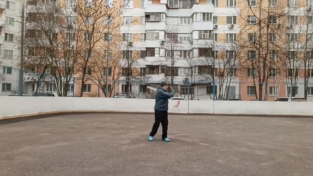 Упражнения с парными мечами Цзянь (3)