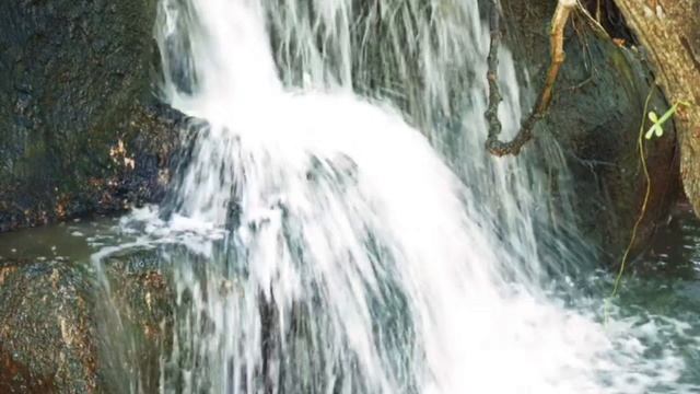 водопад / фон для работы