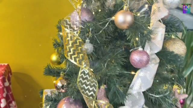 Керченские кафешки переодеваются в праздник смотреть онлайн