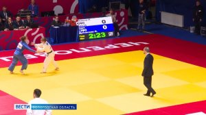 Более 300 человек из 50 регионов страны стали участниками Кубка России по дзюдо в Череповце