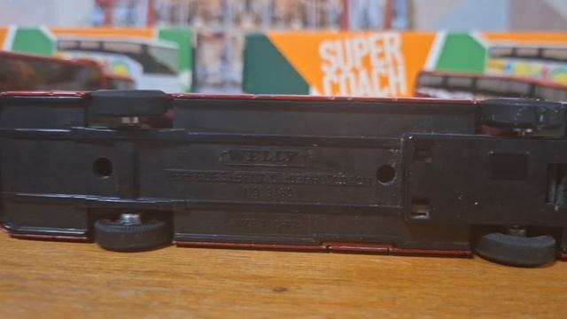 Модель автобуса Welly Super Coach  Mercedes-Benz