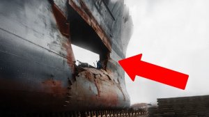 Удар одной бомбой превратил немецкий линкор в металлолом!