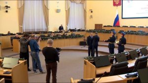 Медали "Отец солдата" вручили в Тюменской областной Думе