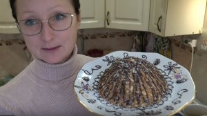 Хроника в городе. Декабрь 2025 года. Готовила на ДР заливное из окуня, мяса птицы.  Торт муравейник.