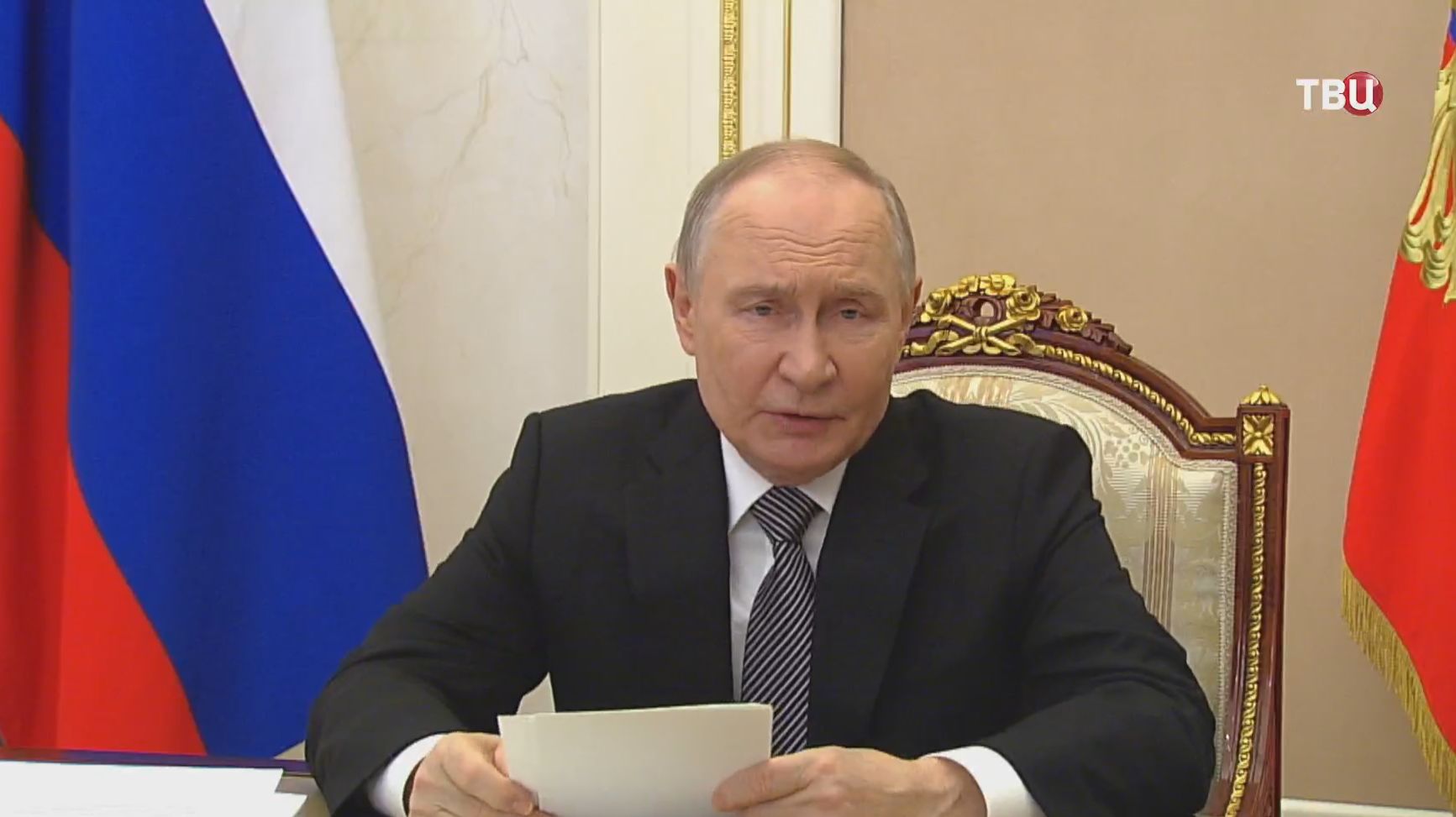 Путин приказал уравнять меры поддержки бойцов спецоперации и КТО