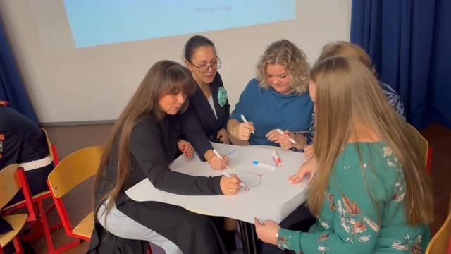 Праздничный вечер в Кадетском корпусе, посвящённый Дню матери