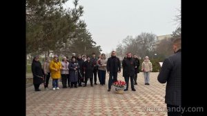 Возложение цветов ко Дню Героев Отечества