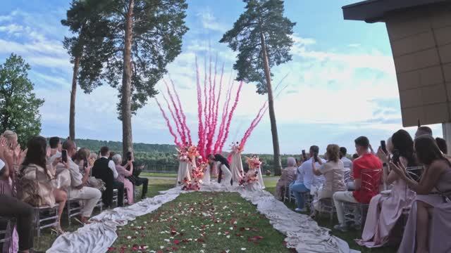 Свадьба Промо смотреть онлайн