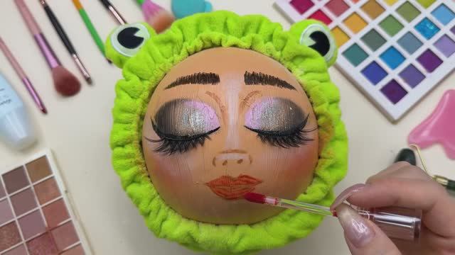 ASMR Makeup on Watermelon (Nc Talking)