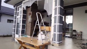 Демонтируем то, что осталось от мягких окон.