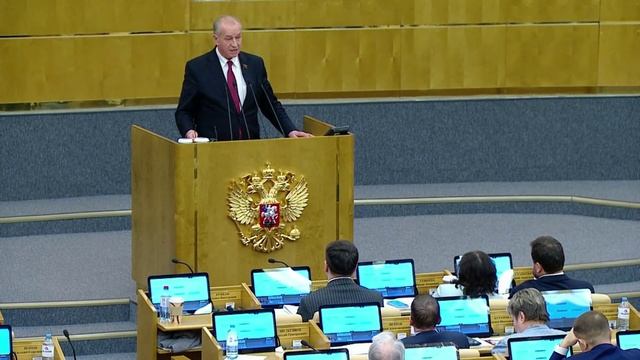 Единая Россия ЛДПР и Новые люди приняли крайне опасный для Байкала законопроект.