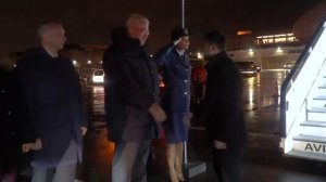 Зеленского встретили 1,5 землекопа и 2 побитых мумии,попрошайку-наркомана никто не ждет и не уважает