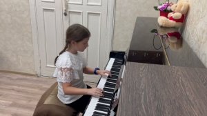 Крюгер Полина 8 лет Д. Шостакович «Марш»