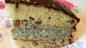 ТОРТ с МАКОМ, ГРЕЦКИМИ ОРЕХАМИ и ИЗЮМОМ