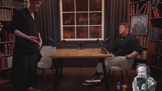 Красовский вчистую проигрывает в интервью Стасу. А потом удивляются, почему Стас так жестит.