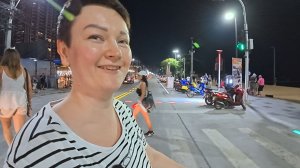 Что едят ТУРИСТЫ в Паттайе? Мистер Сакура запрещает ВЗВЕШИВАТЬСЯ! Вечерний Джомтьен УДИВЛЯЕТ! Влог