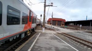 электропоезд отправляется с Южного вокзала