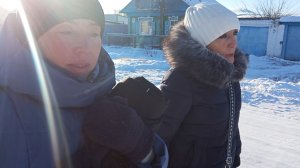 Пришли трескучие морозы.