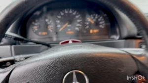 MERCEDES BENZ ML 320 3.2 литра, АКПП, 2001 год