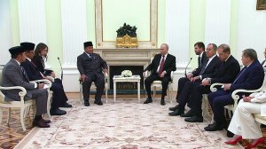 Вопросы развития стратегического партнерства РФ и Индонезии обсуждались на встрече Путина с Субианто