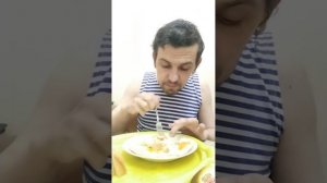 Обжор мукбанг / яичница с изысканной грудинкой Атяшево