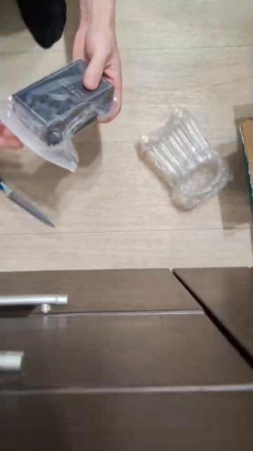 Распаковка мужского парфюма с Poizon — аромат, который впечатляет!