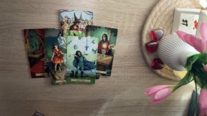 ЖАЛЕЕТ ЛИ ОН О ЧЁМ-НИБУДЬ❓❗️🌹ТАРО ГАДАНИЕ