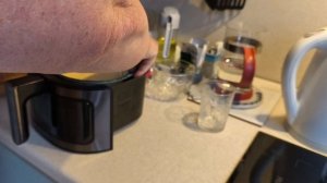 Омлет в аэрогриле на завтрак.