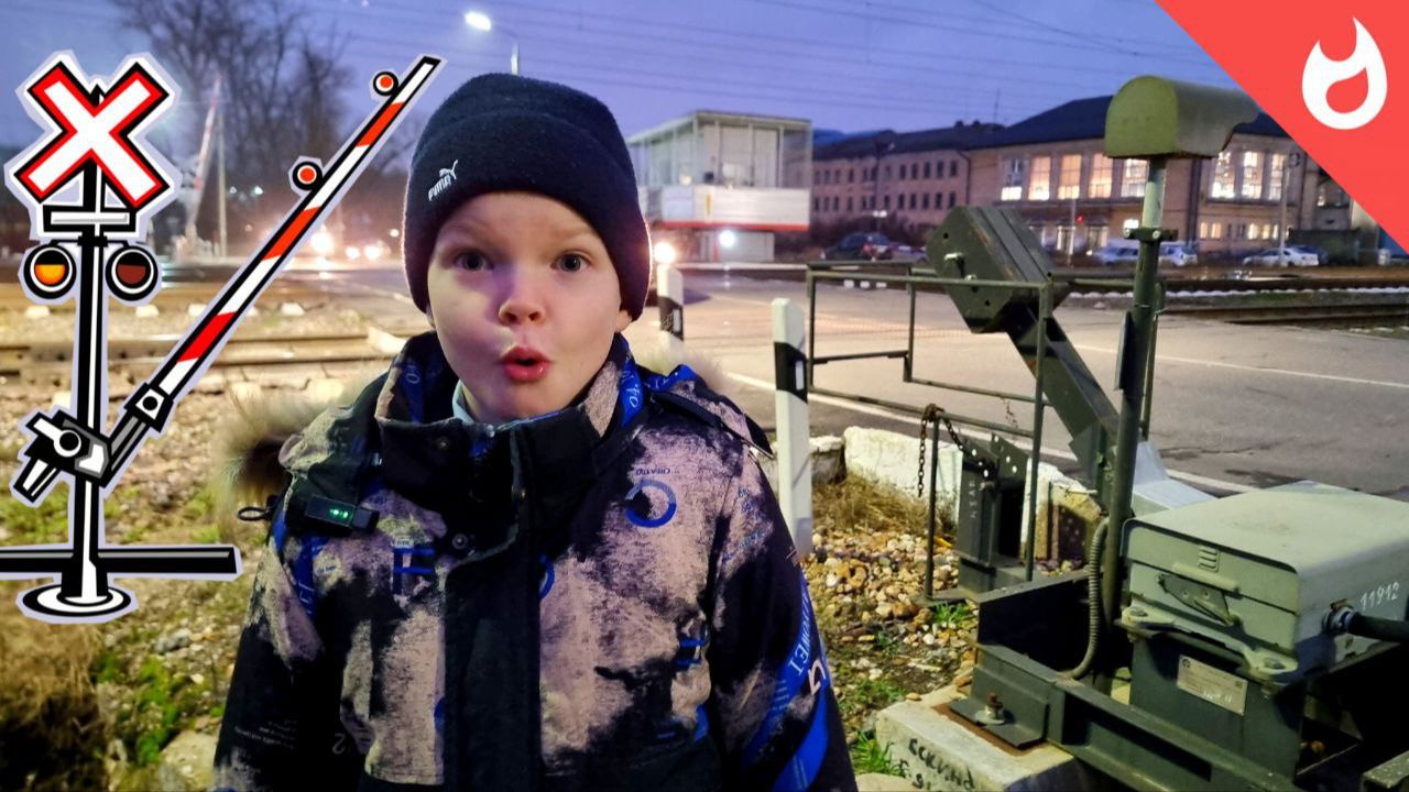 Зимние выпуски на жд переезде