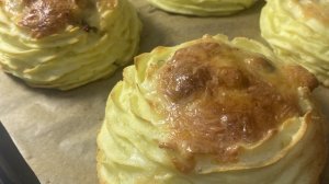 Картофельные Гнезда с фаршем и грибами.Отличное блюдо для праздничного стола.