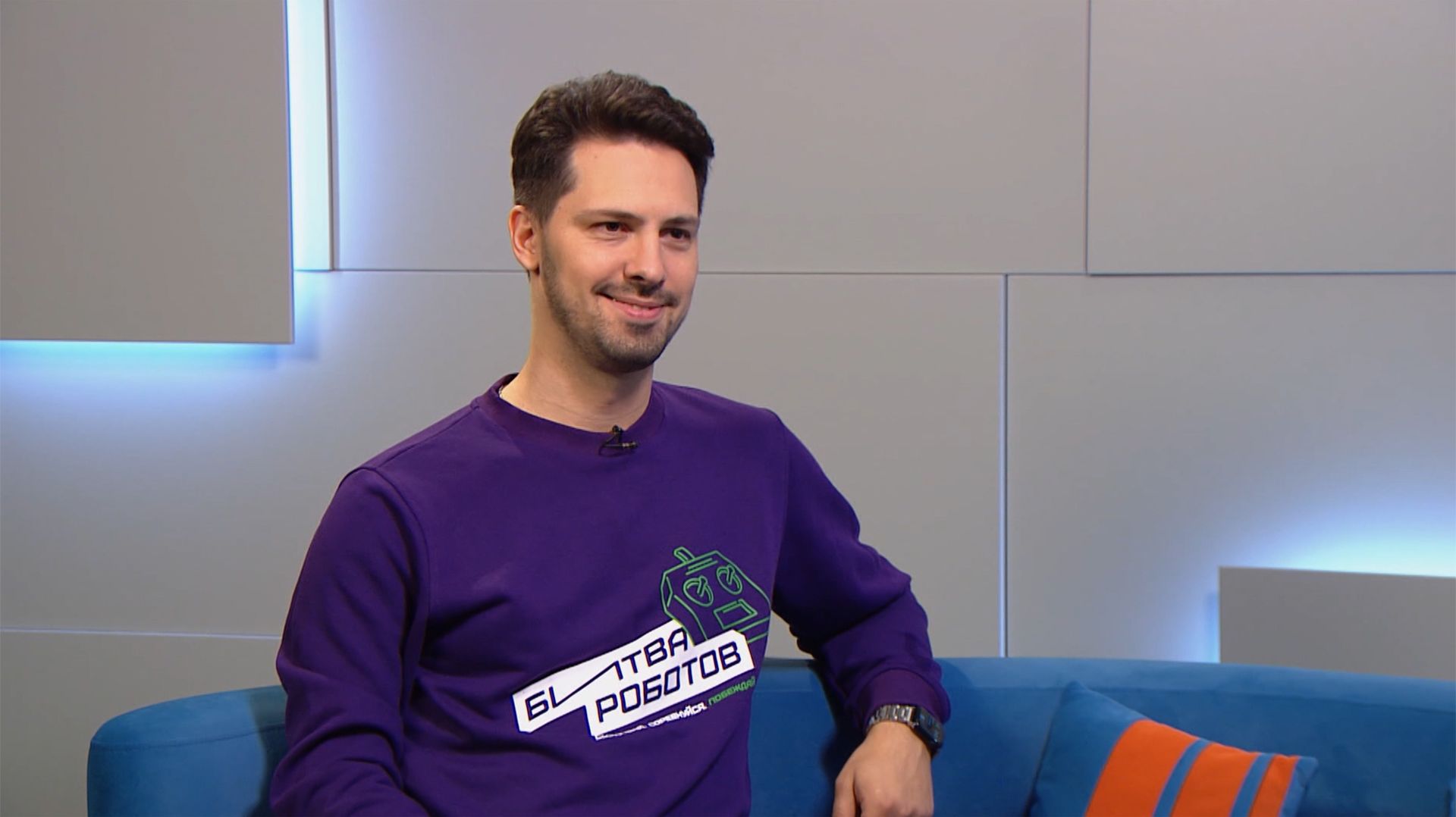 Местное время. Санкт-Петербург. Чемпион "Битвы роботов" Артём Юмашев