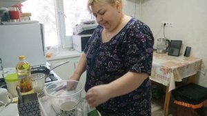 К НАМ ПРИШЛА ЗИМА! ЧТО С МОРОЗИЛКОЙ? САМЫЕ НЕЖНЫЕ БЛИНЫ. НАГОТОВИЛА ВИНЕГРЕТ