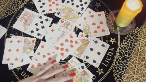 Червонная дама. Гадание на игральных картах