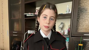 Влог : собираюсь идти в школу