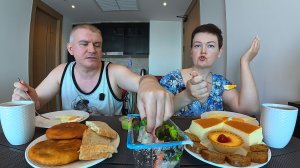 Мукбанг живём в Таиланде как нравится НАМ, другие отдыхают КАК ХОТЯТ! Семейный завтрак в Таиланде