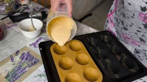 Домашняя выпечка. Кексы с изюмом.