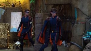 1 час тайных миссий супергероев «Грозная семейка: Под прикрытием»! ️⚡ | Nickelodeon