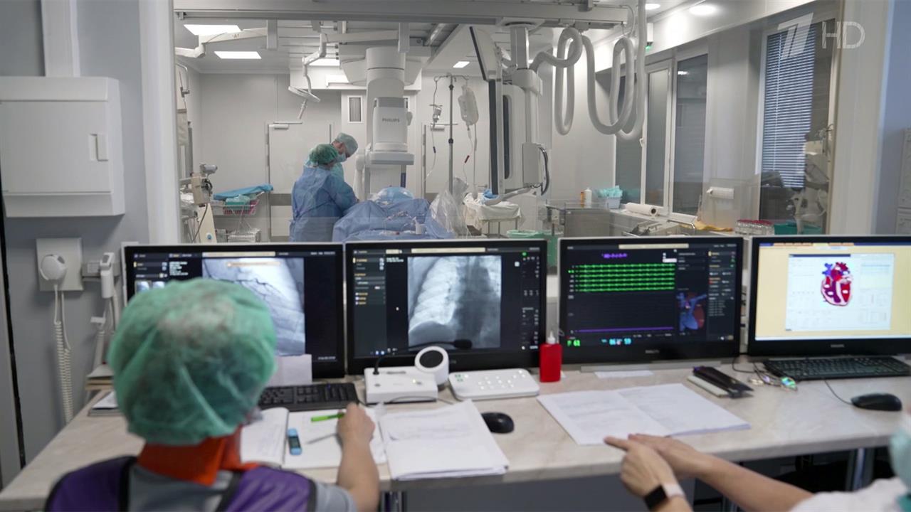 Центр кардиологии имени академика Е.И.Чазова отмечает 80-летие со дня основания.