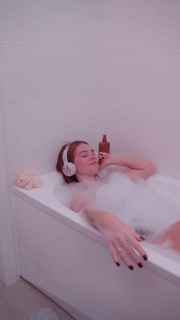 Вы приобретаете квартиру в ЖК Современник а мы дарим вам чистовую отделку ванной.