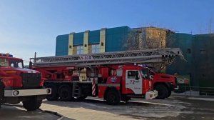 Площадь пожара в ТЦ "Баянгол" в Улан-Удэ превысила тысячу "квадратов"