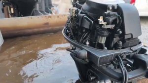 Запуск лодочного мотора Yamaha F20 2012 год.